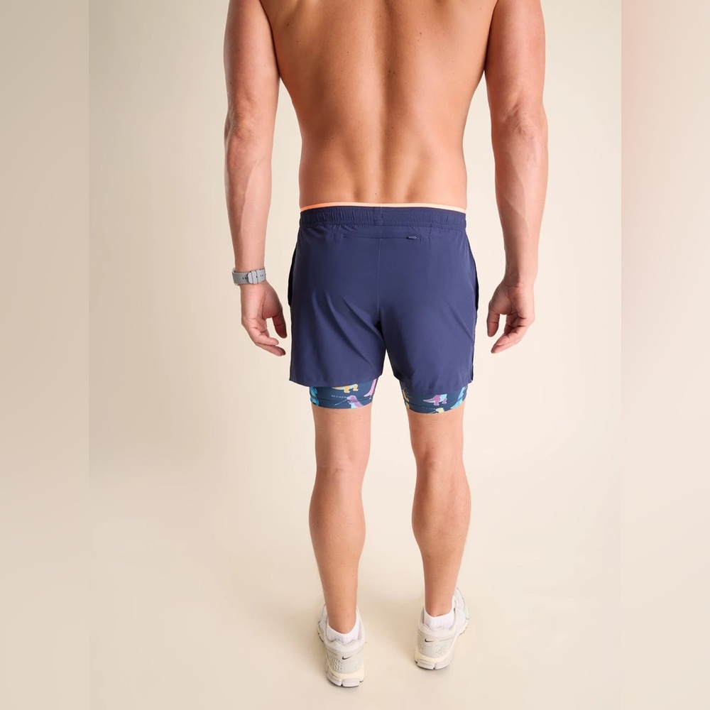 Chubbies NWOt Men’s Ultimate Training Short Exposed Liner The Dino Reps M 5.5” - Picture 2 of 8